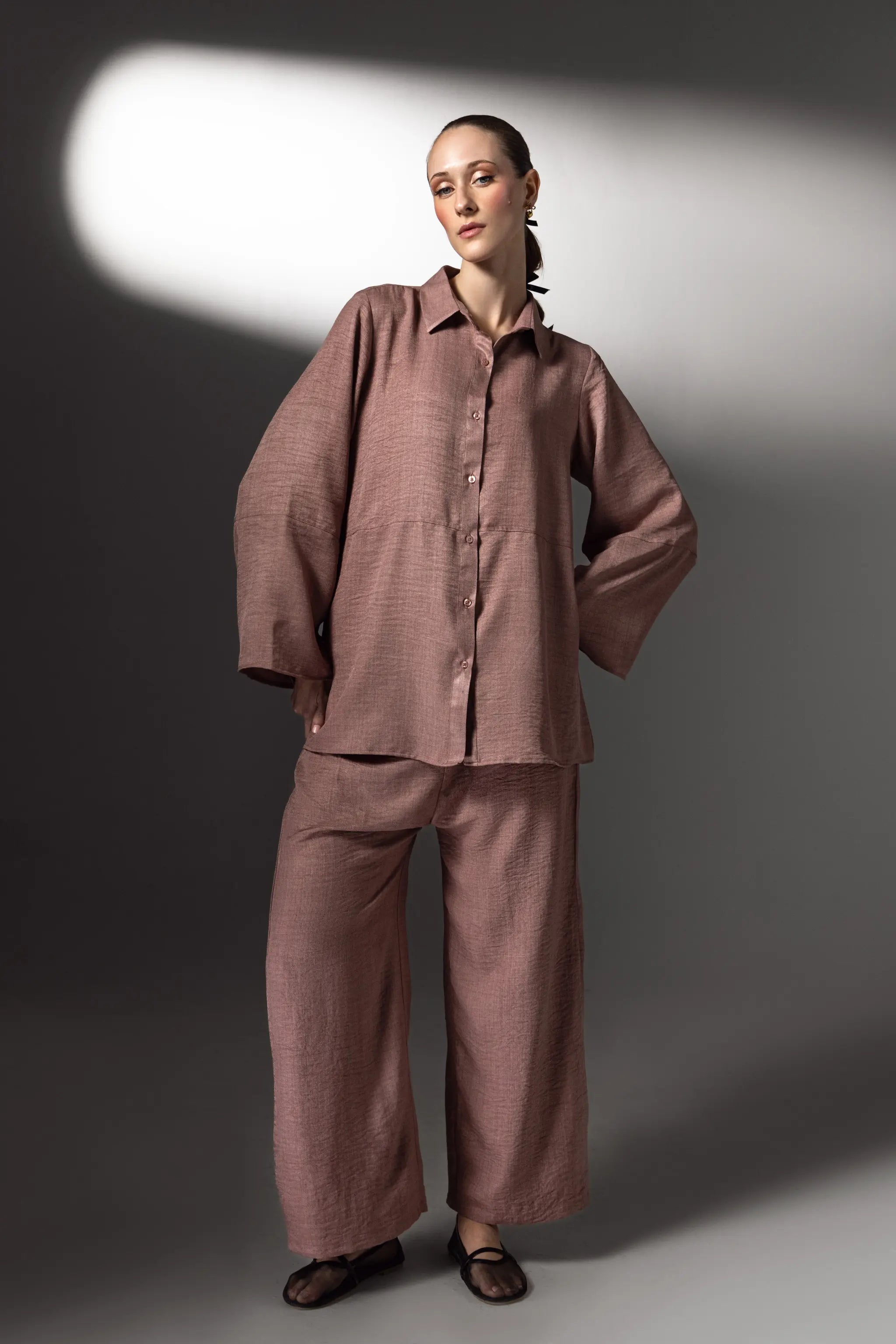 Dusky Rose Relaxed Signature Set Main image
