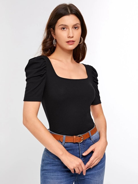 "Teens16 Noir Classic: Black Ribbed Sleeve Tee" Main image