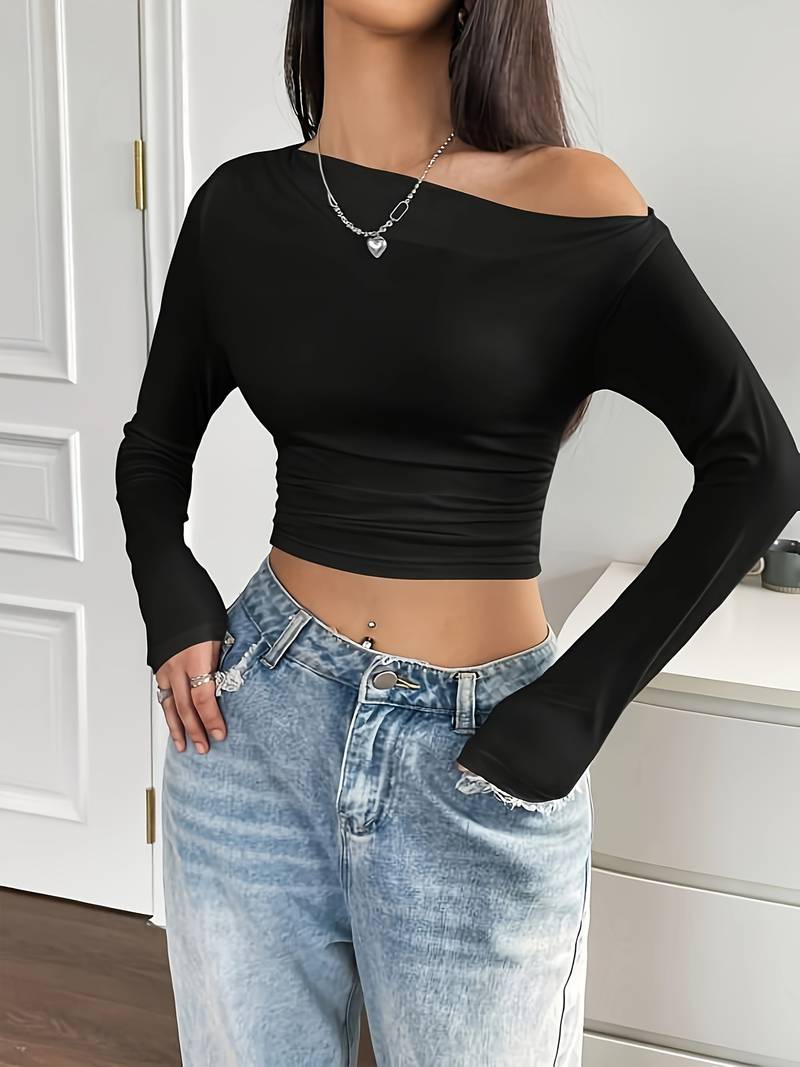 "Teens16 Sleek Shoulder Tee"